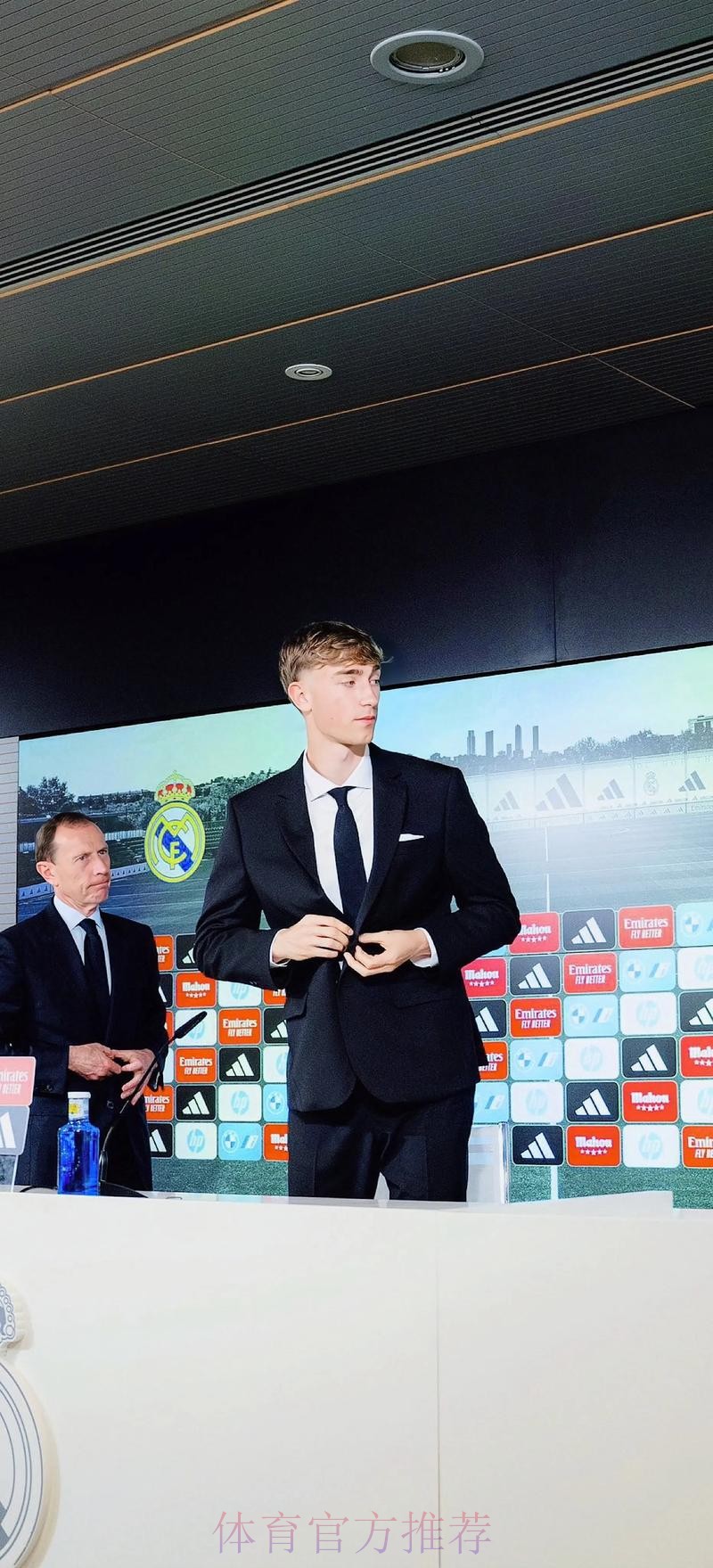 赫伊森身价再涨1000万 现7000万排中卫榜第6